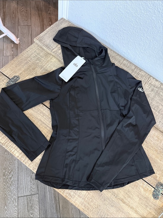 ALO Yoga Jackets & Blazers - ALO Yoga Black Hooded Lightweight Utility Jacket
